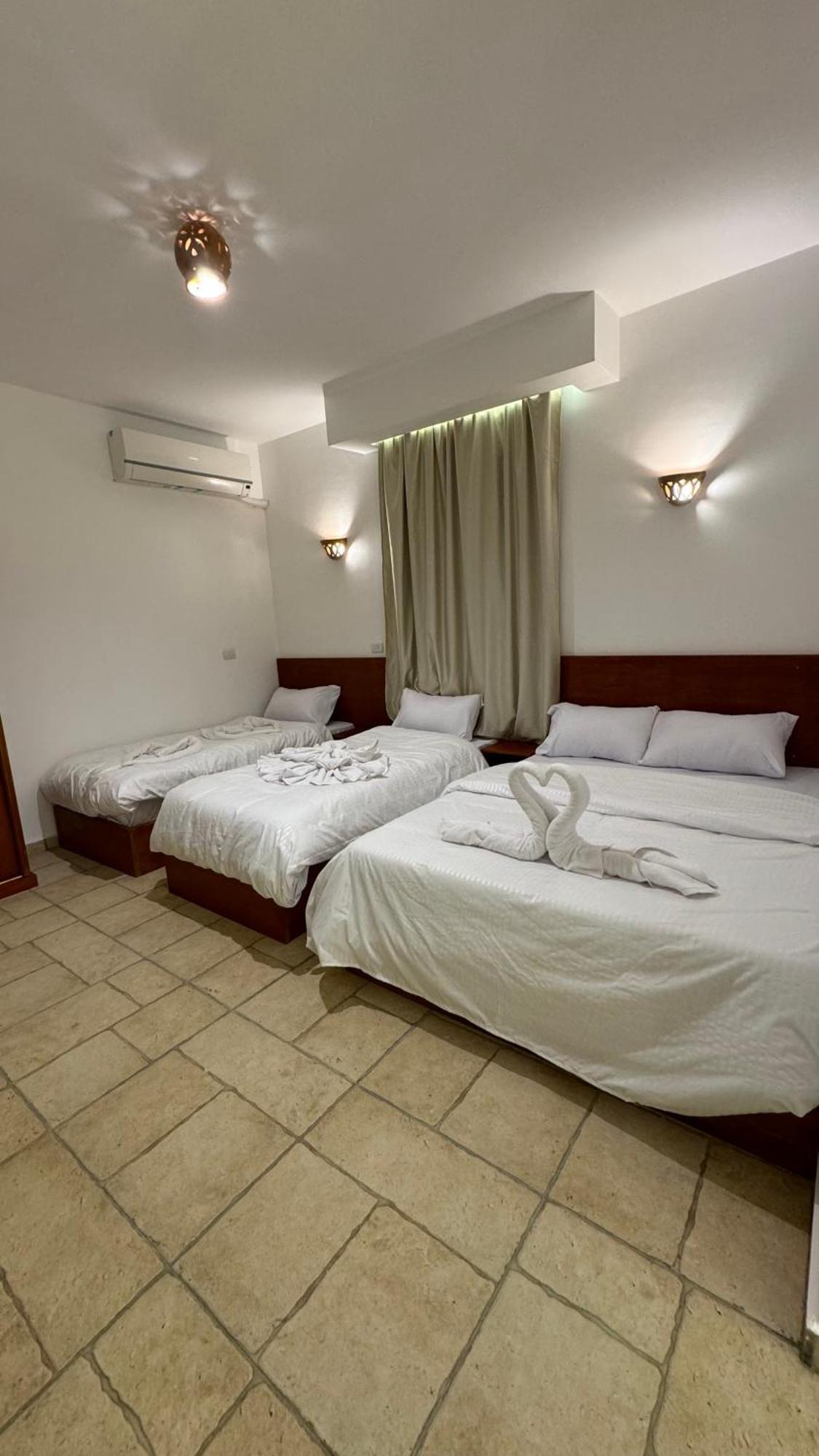 Desert Hotel Dahab Bagian luar foto